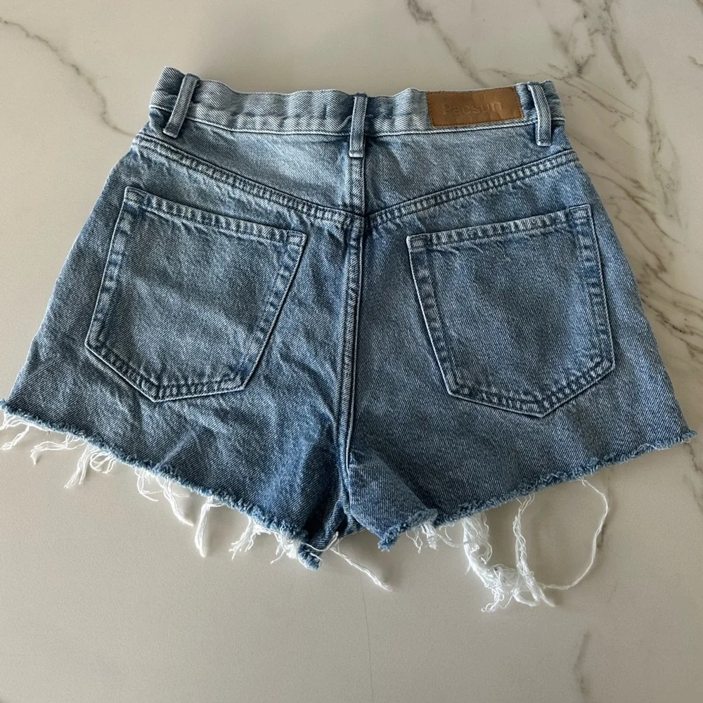 PacSun Women’s Vintage Denim Short, Blue Vintage Wash, Size 26 - Picture 3 of 6